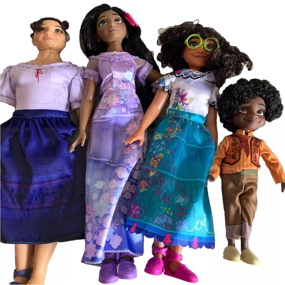 Disney Encanto 4 Pc Doll Set Mirabel, Isabela, Luisa and Antonio - Picture 2 of 9